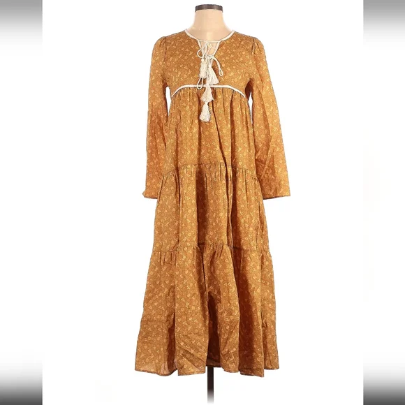 Christy Dawn Paloma Dress in Biscotti Cosmos Floral - Picture 4 of 7